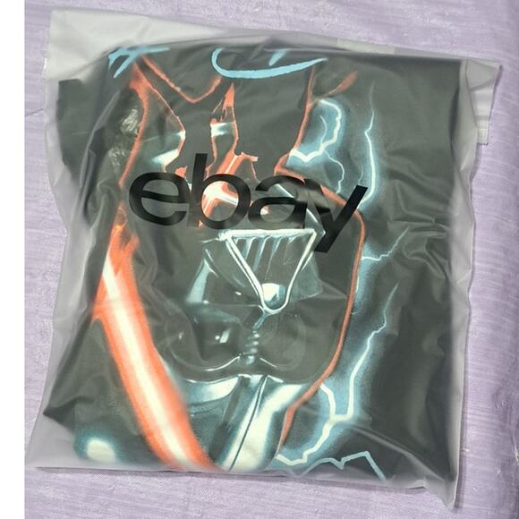 Star Wars Three Vader Moon Darth Vader Mens Graphic Crew Neck T-Shirt Size XL - Picture 5 of 5